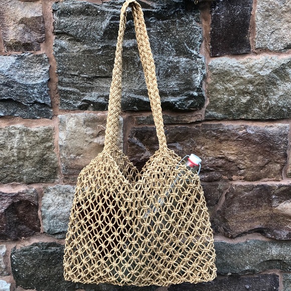 Handbags - ✨HOLLOW WOVEN RETRO STRAW SHOULDER BAG✨